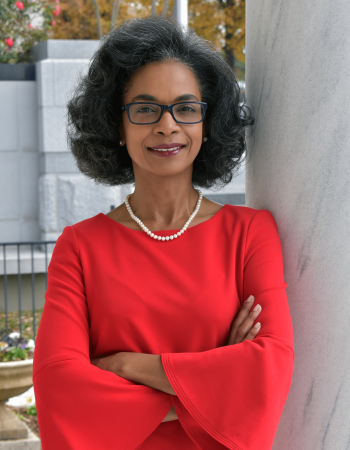 Read more about the article Alabama State Bar Names Montgomery Attorney Karen Laneaux as Admissions Director