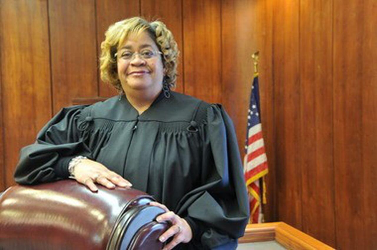 You are currently viewing Carole Smitherman Honored with Maude McLure Kelly Award