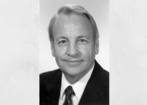 Read more about the article Former Governor Albert Brewer to be Inducted into Alabama Men’s Hall of Fame